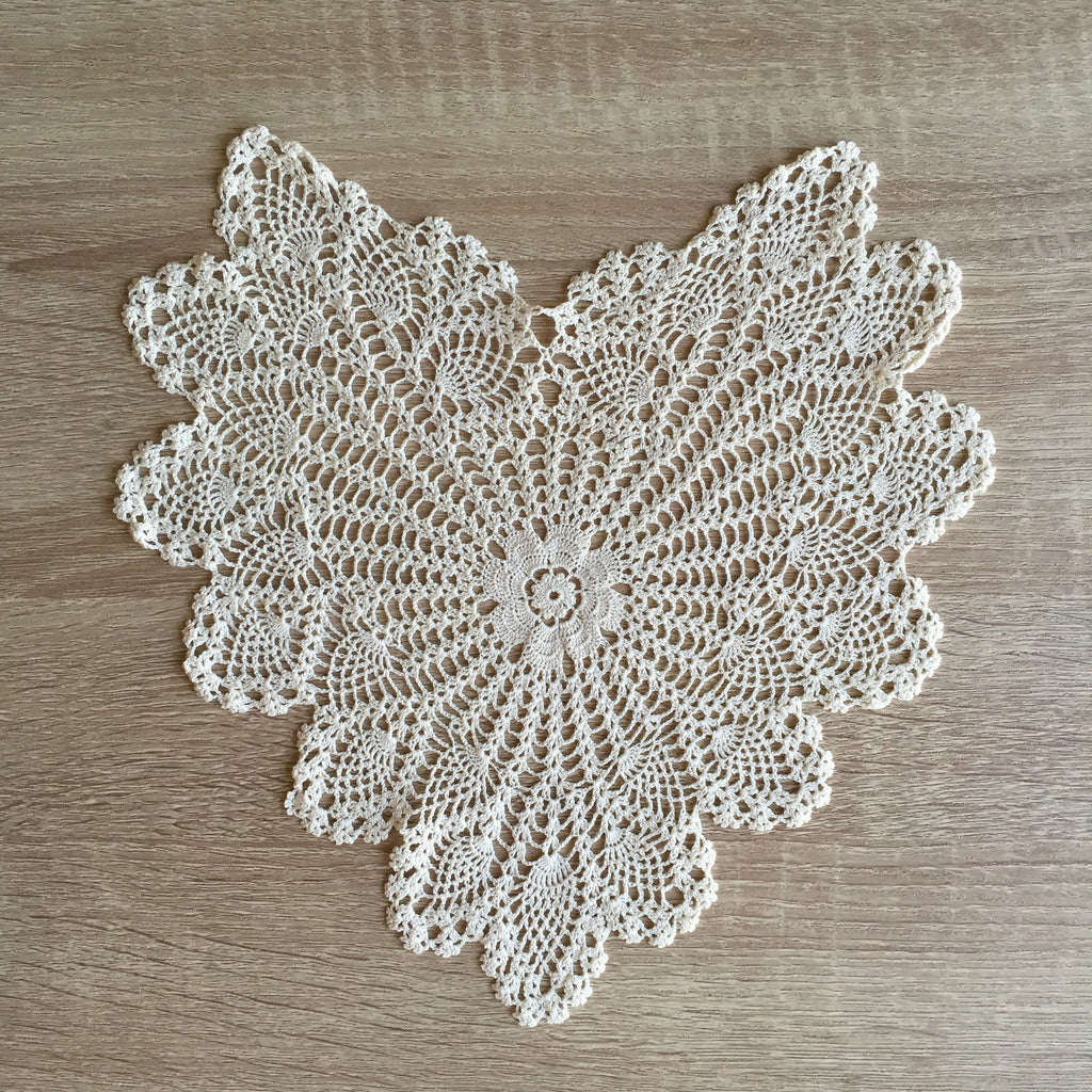 Pineapple Heart Shaped Doilies  Ecru 14" Inch