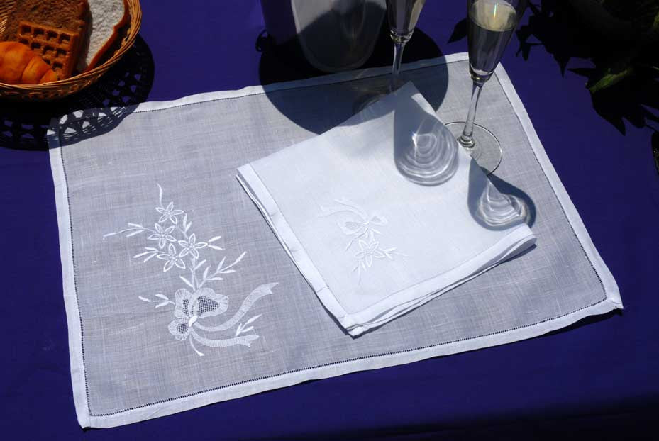 Desert Flower Placemat Set